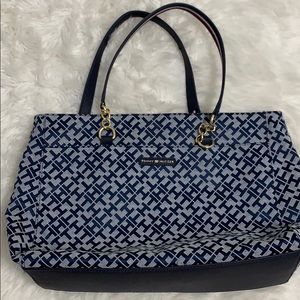 Tommy Hilfiger totes